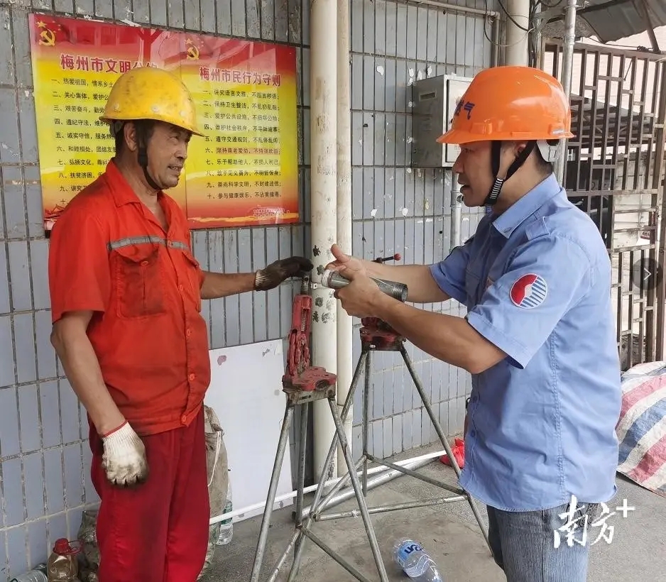 广东省梅州市有序推进燃气安全装置更新改造工作